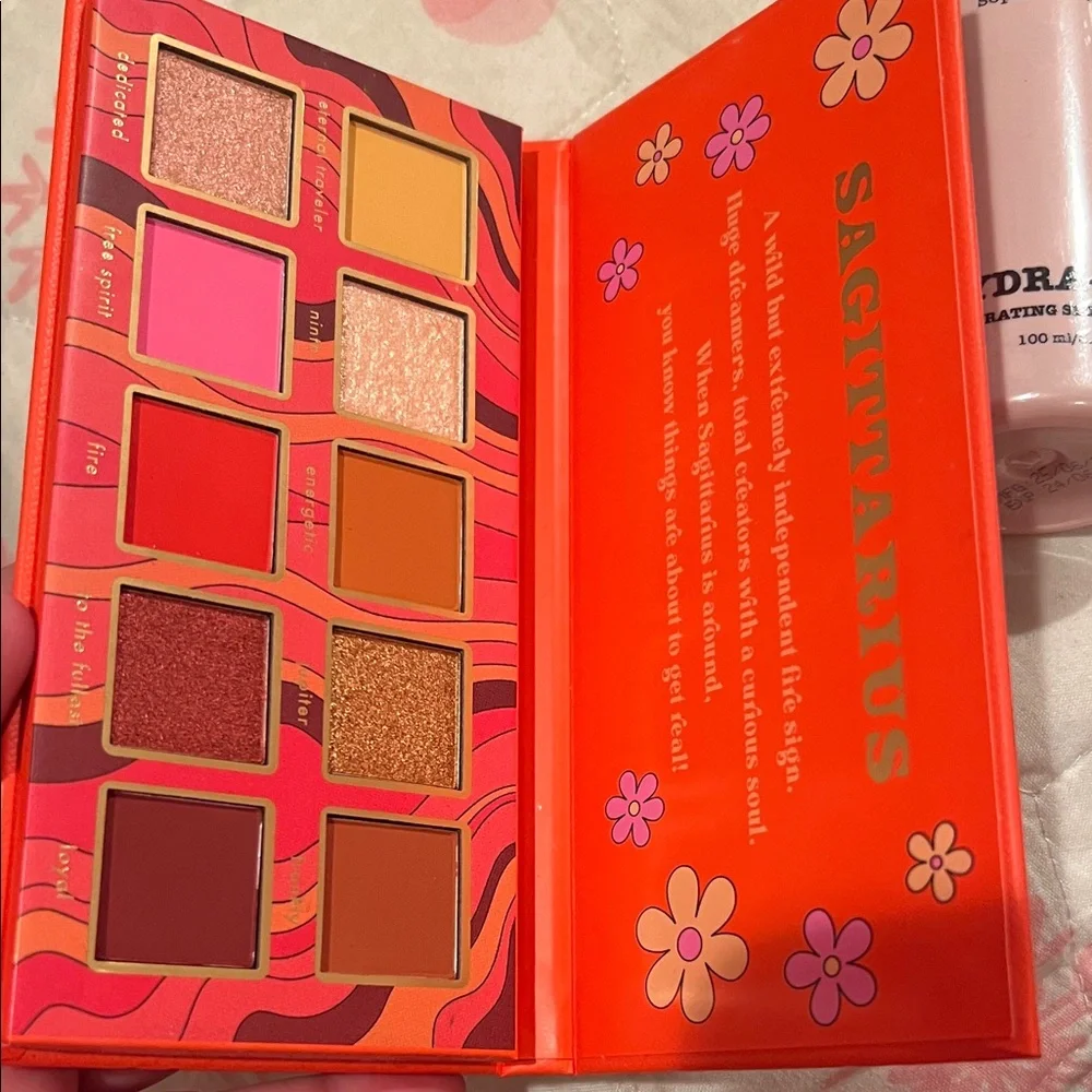 Sagittarius Pink Eyeshadow Palette & Hydra-Hold Setting Spray